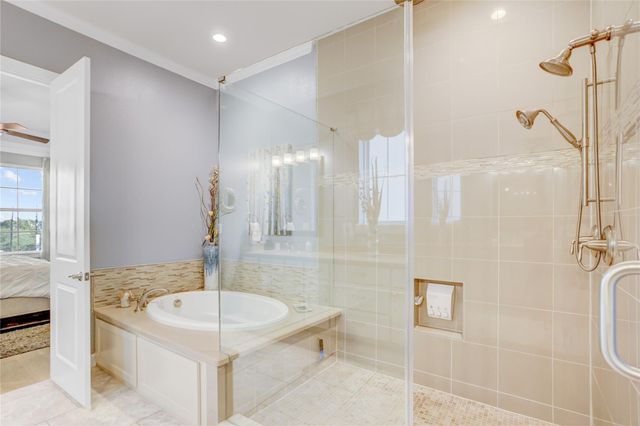 827 Dunleigh Meadows Lane Lane, Houston, TX 77055