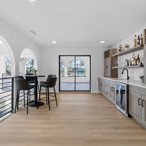 18702 Lakeland DR, Point Venture, TX 78645