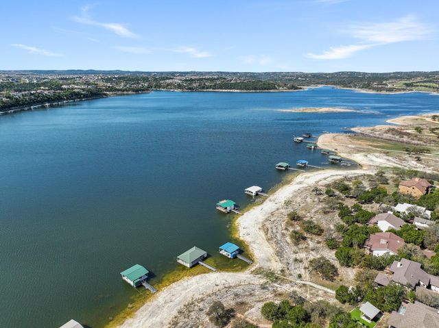 18702 Lakeland DR, Point Venture, TX 78645
