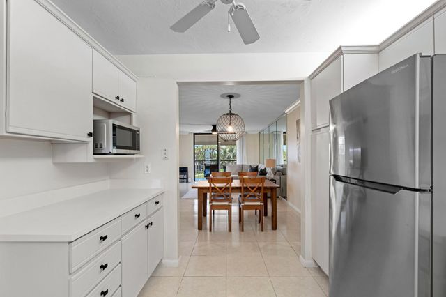 2420 Deer Creek Country Club Boulevard 310-d, Deerfield Beach, FL 33442