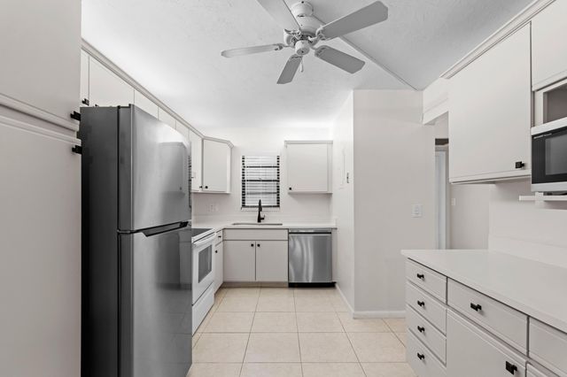 2420 Deer Creek Country Club Boulevard 310-d, Deerfield Beach, FL 33442