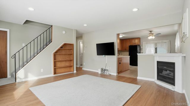 47 Vincent Road, Hicksville, NY 11801