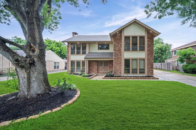14918 Saint Cloud Drive, Houston, TX 77062