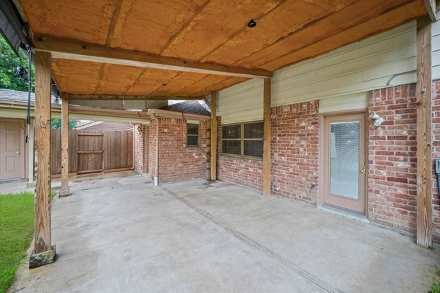 14918 Saint Cloud Drive, Houston, TX 77062