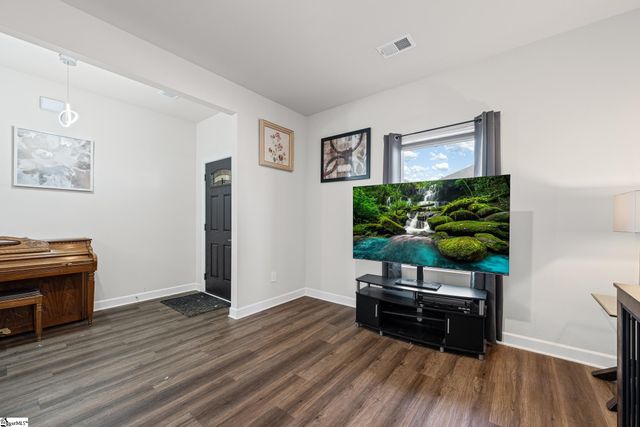 297 Lavinia Circle, Duncan, SC 29334