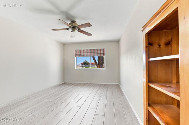 11137 W PALMERAS Drive, Sun City, AZ 85373