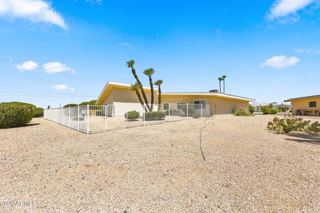 11137 W PALMERAS Drive, Sun City, AZ 85373