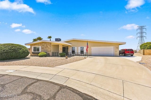 11137 W PALMERAS Drive, Sun City, AZ 85373