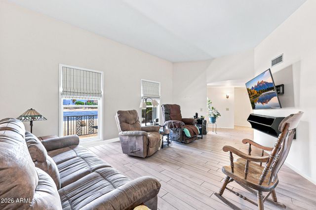 11137 W PALMERAS Drive, Sun City, AZ 85373