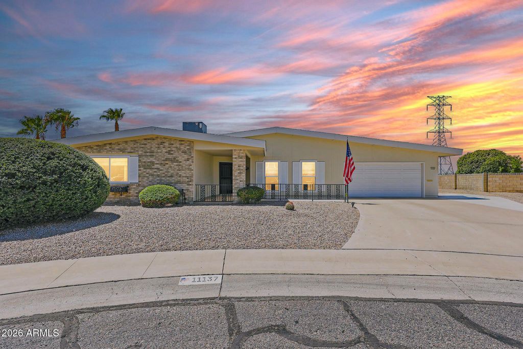 11137 W PALMERAS Drive, Sun City, AZ 85373