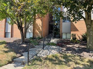 1112 Eagle Feather Circle A, West Carrollton, OH 45449