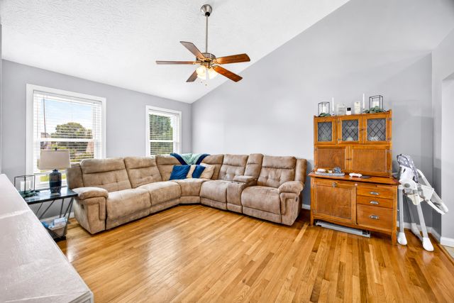 498 Colby Court, Burlington, KY 41005