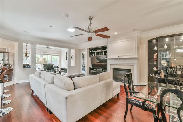 6305 Ashwood Lane, Hoschton, GA 30548
