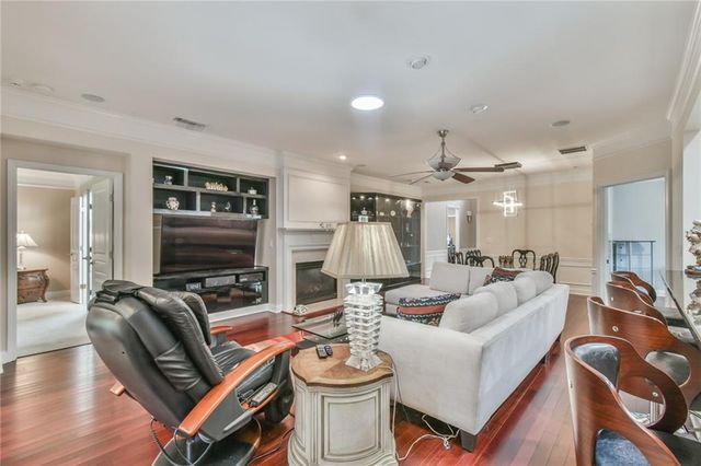 6305 Ashwood Lane, Hoschton, GA 30548
