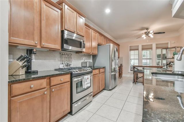 6305 Ashwood Lane, Hoschton, GA 30548