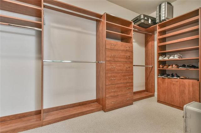 6305 Ashwood Lane, Hoschton, GA 30548