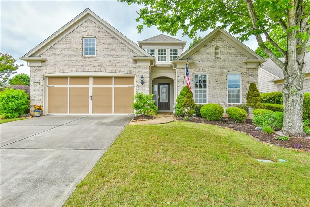 6305 Ashwood Lane, Hoschton, GA 30548