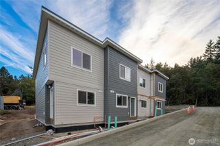 1032 4 Guard Street, Friday Harbor, WA 98250