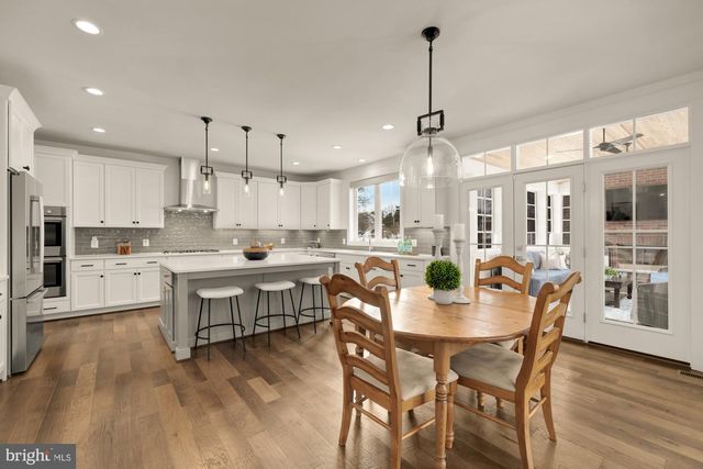 1814 PEABODY DR, Falls Church, VA 22043