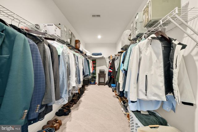 1814 PEABODY DR, Falls Church, VA 22043