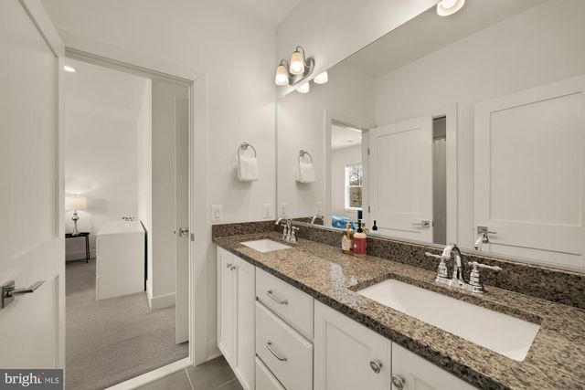 1814 PEABODY DR, Falls Church, VA 22043