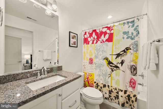 1814 PEABODY DR, Falls Church, VA 22043