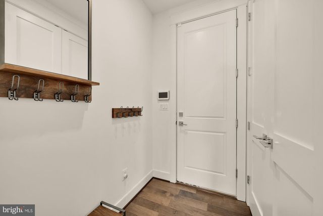 1814 PEABODY DR, Falls Church, VA 22043