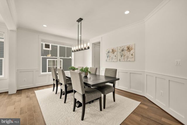 1814 PEABODY DR, Falls Church, VA 22043