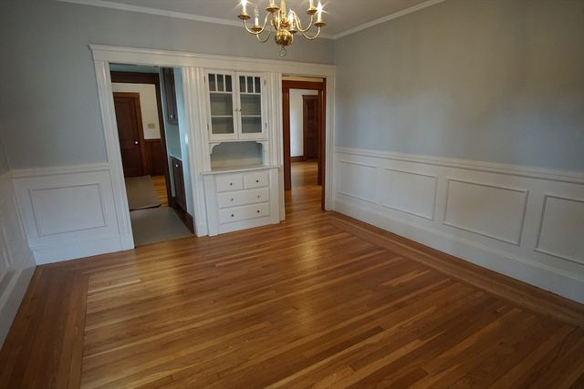 754 Massachusetts Avenue 1, Lexington, MA 02420