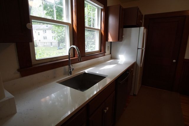 754 Massachusetts Avenue 1, Lexington, MA 02420