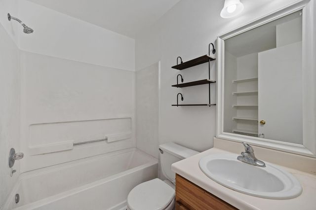 9815 Lonsford Drive, Houston, TX 77086