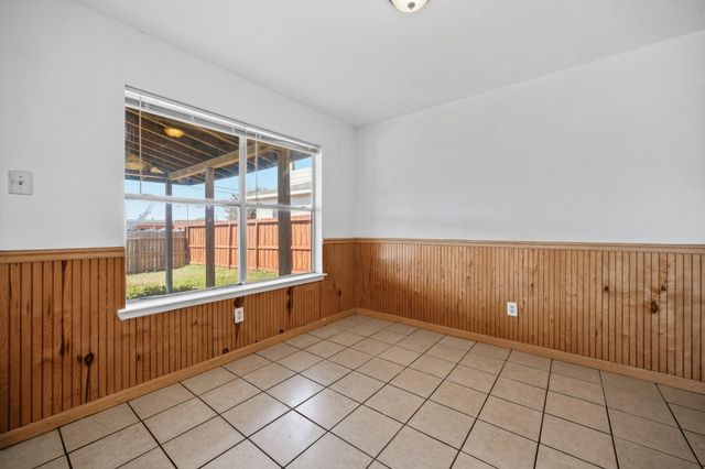 9815 Lonsford Drive, Houston, TX 77086