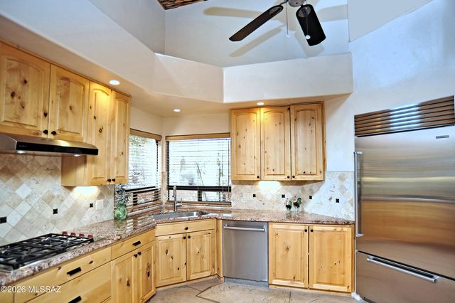 1504 N Desert Trumpet Court, Tucson, AZ 85745