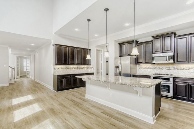 21802 Avalon Queen Drive, Spring, TX 77379