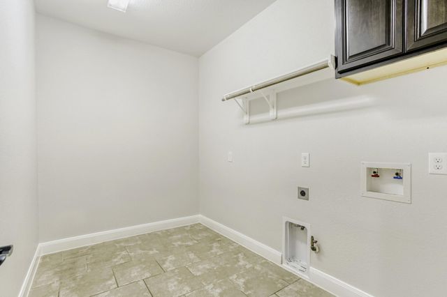 21802 Avalon Queen Drive, Spring, TX 77379