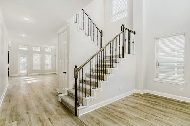 21802 Avalon Queen Drive, Spring, TX 77379