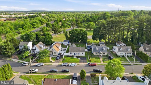 43 ALTHEA AVE, Morrisville, PA 19067
