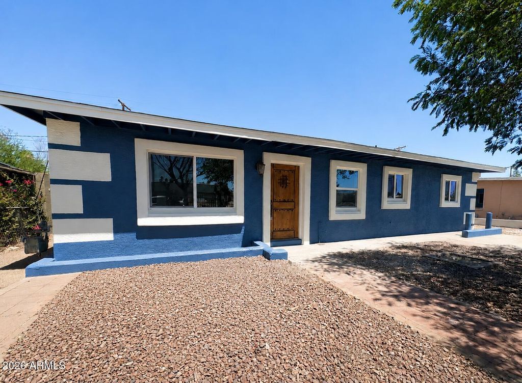 659 S CENTER Street, Mesa, AZ 85210
