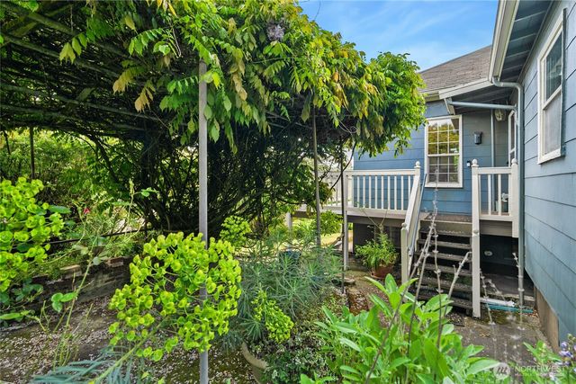 1012 20th Avenue S, Seattle, WA 98144