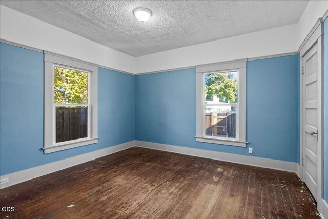 332 N Ivy Street, Medford, OR 97501