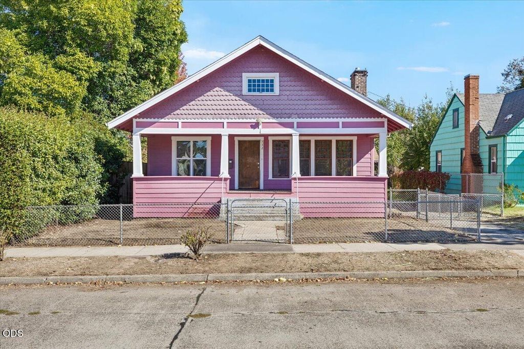 332 N Ivy Street, Medford, OR 97501