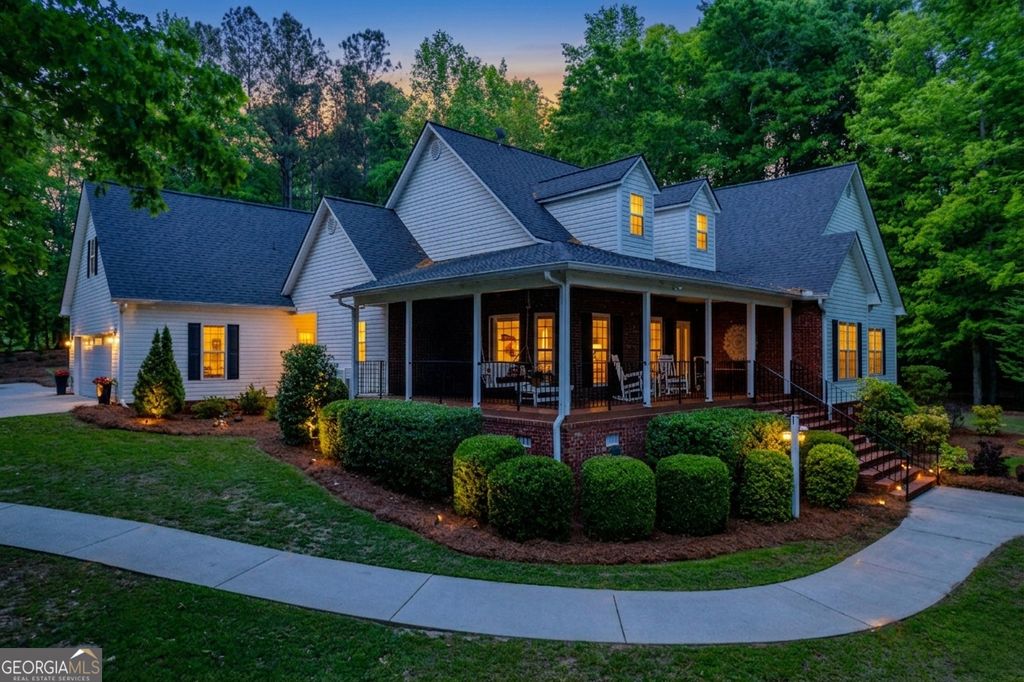 197 Stone Edge Drive, Gray, GA 31032