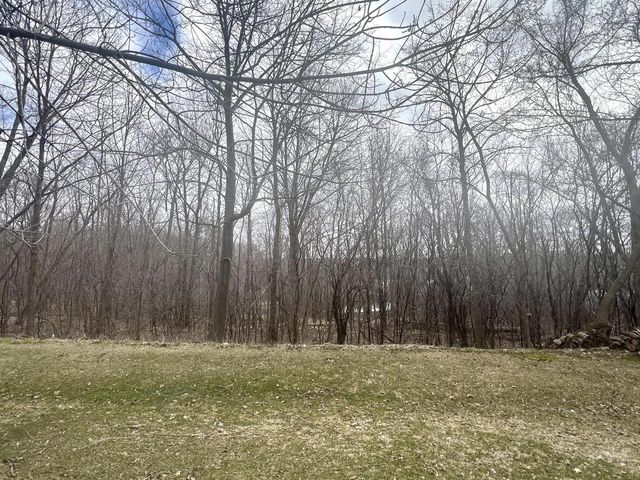 1407 Villa Park COURT, West Bend, WI 53090