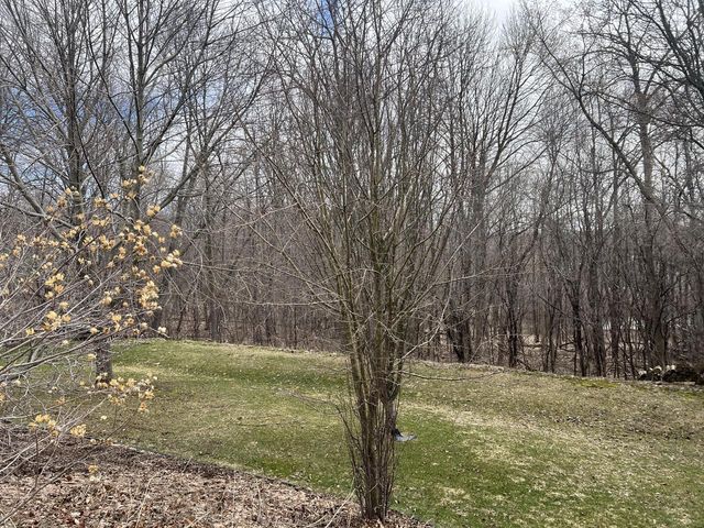 1407 Villa Park COURT, West Bend, WI 53090