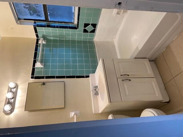 709 6TH Street 3, West Palm Beach, FL 33401
