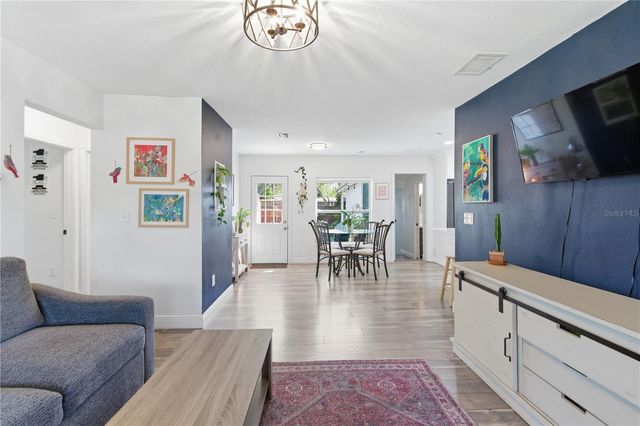 634 61ST AVENUE S, St Petersburg, FL 33705