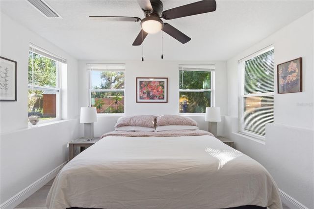 634 61ST AVENUE S, St Petersburg, FL 33705