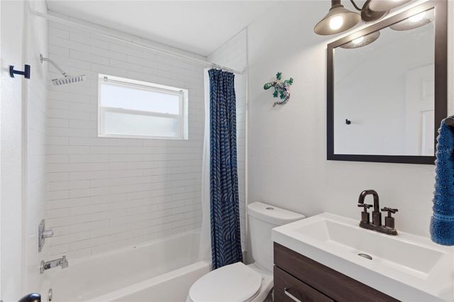 634 61ST AVENUE S, St Petersburg, FL 33705