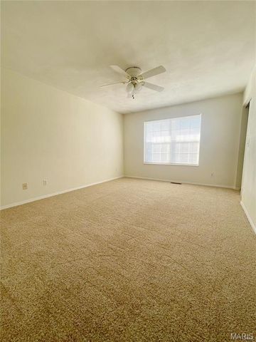 501 PONDEROSA Avenue 3, O'fallon, IL 62269