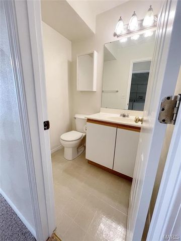 501 PONDEROSA Avenue 3, O'fallon, IL 62269